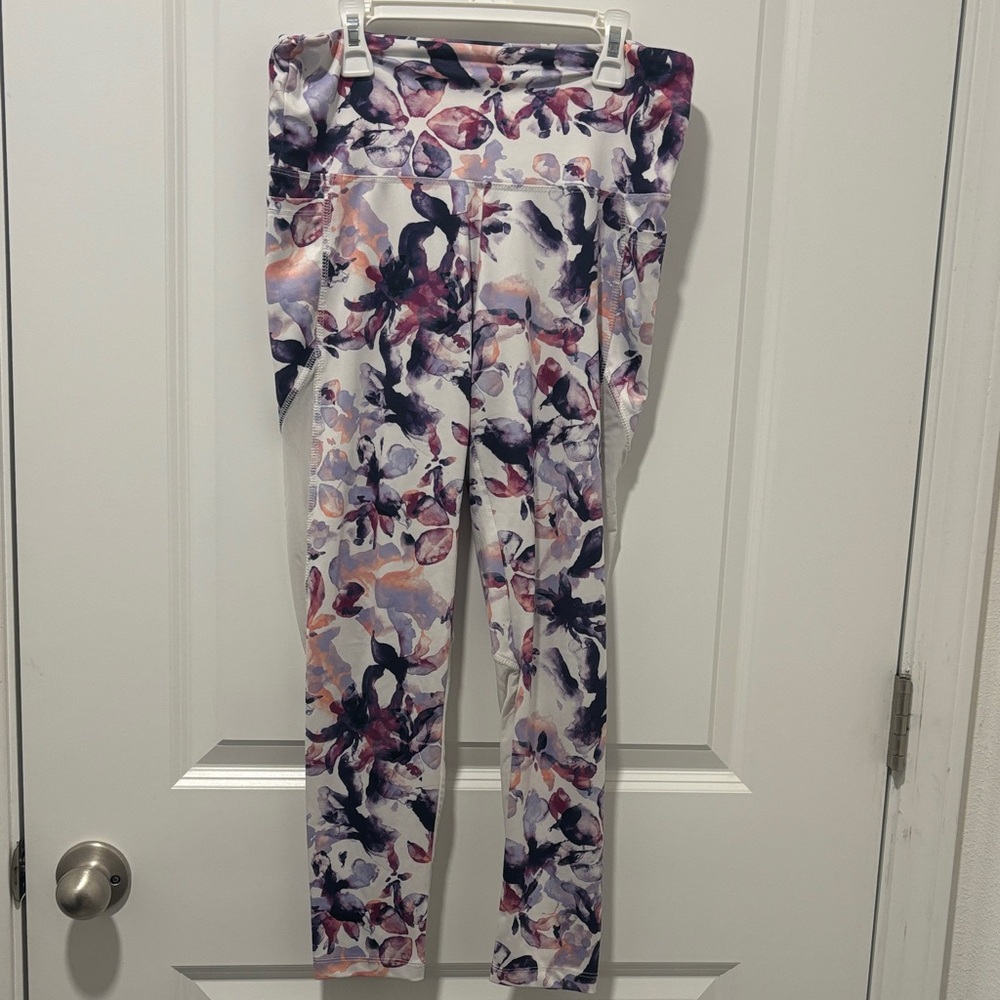 Floral Watercolor High-Waist Leggings - White/Purple
